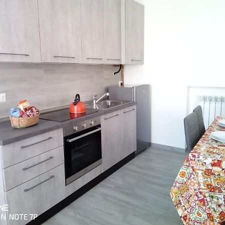 Oasi Apartment Комо Екстериор снимка