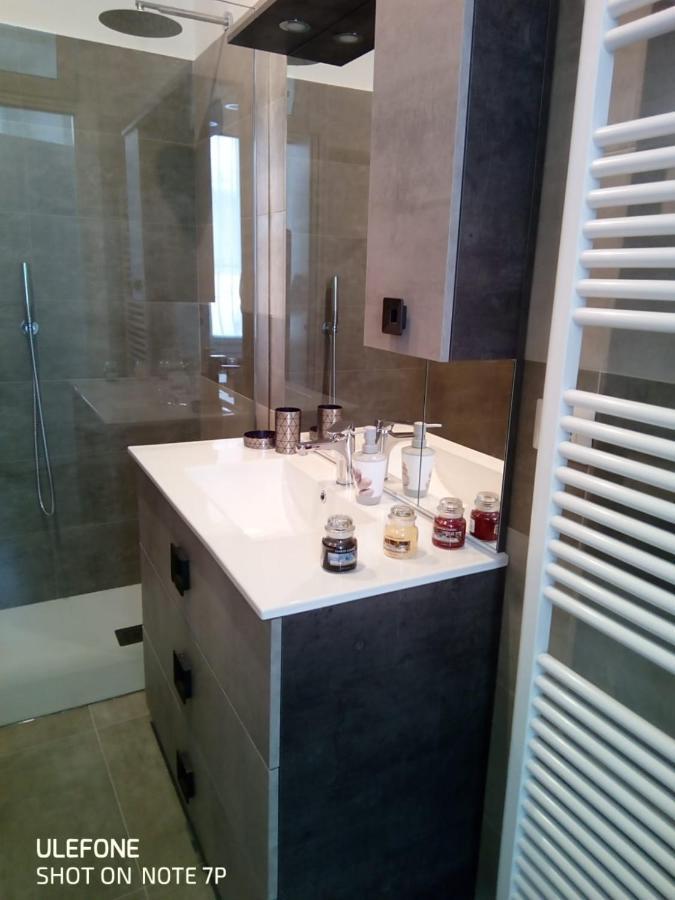 Oasi Apartment Комо Екстериор снимка